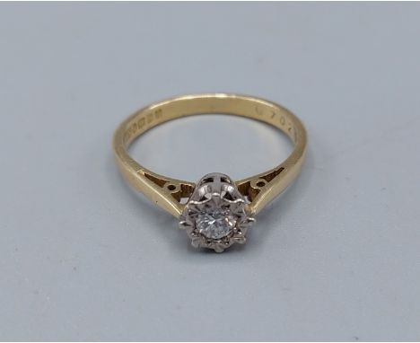 An 18ct gold solitaire diamond ring, ring size L, 2.6gms 