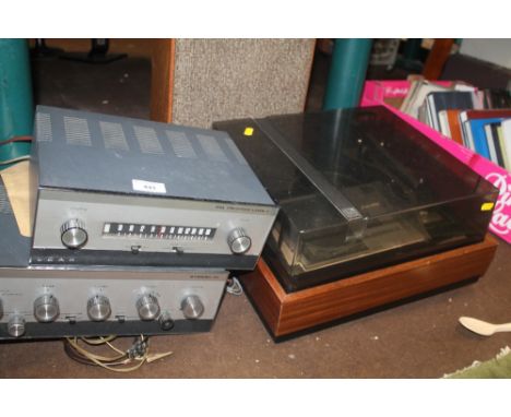 A VINTAGE LEAK FM RADIO TOGETHER WITH AN AMP, A BSR RECORD DECK AND A SINGLE KETT SPEAKER