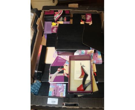 A BOX OF COLLECTABLE 'JUST THE RIGHT SHOE' CERAMIC SHOES 