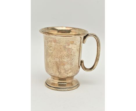AN EARLY 20TH CENTURY SILVER CUP, polished cup, engraved 'Tony July 6th 1927', hallmarked 'William Adams Ltd' Birmingham 1926