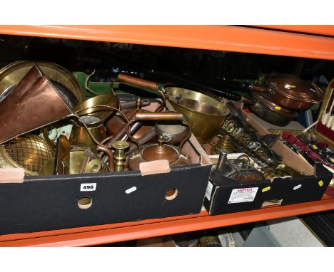 TWO BOXES AND LOOSE METALWARE, to include a copper ale muller, two copper kettles, three brass saucepans, two brass jam kettl