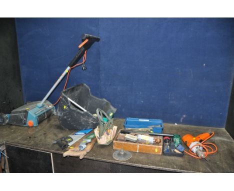 A COLLECTION OF GARDENING AND HAND TOOLS including a Black and Decker scarifier, a vintage drill (both with no cables UNTESTE