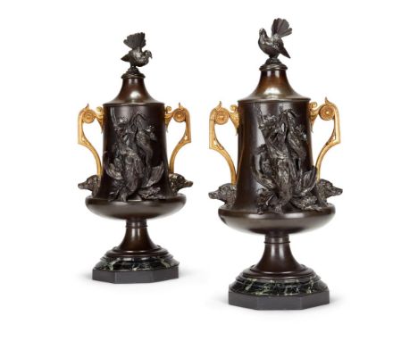 A PAIR OF PATINATED METAL AND SERPENTINE MARBLE MOUNTED 'ANIMALIER' URNSATTRIBUTED TO AUGUSTE CAIN (1822-94), CIRCA 1870Decor