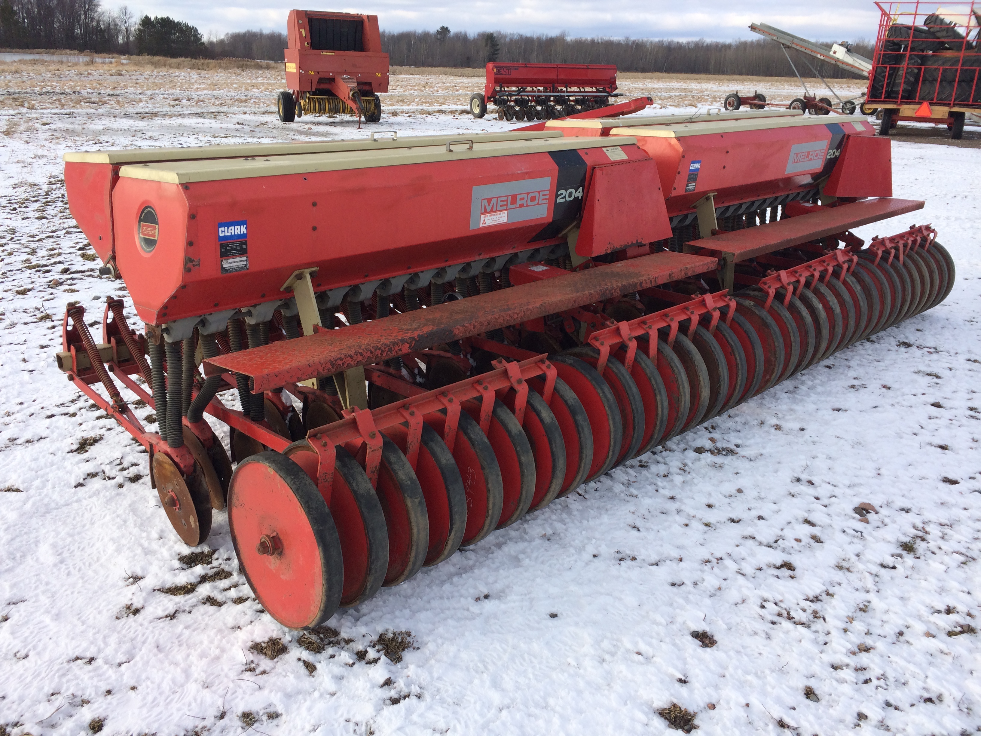 Lot 191 Melroe 204 Drill 16 Ft Tandem Pull Type Press Wheel