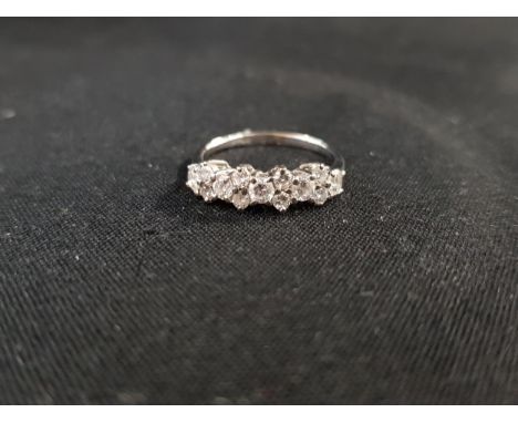 18 CARAT WHITE GOLD DIAMOND RING WITH 0.50 CARAT OF DIAMONDS 