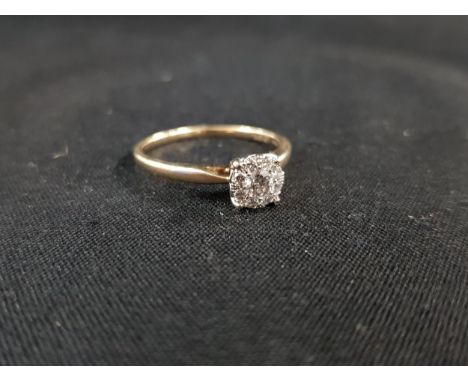 9 CARAT YELLOW GOLD DIAMOND RING WITH 0.25 CARAT OF DIAMONDS 