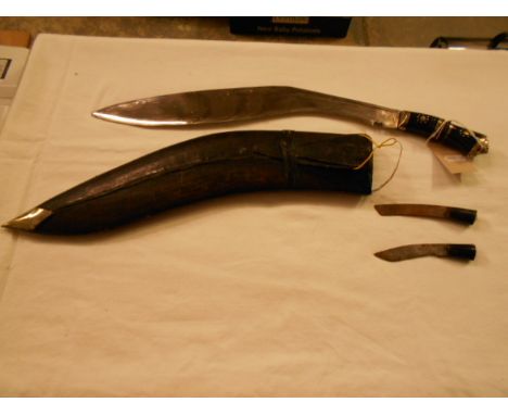 A large divers Kukri with scabbard