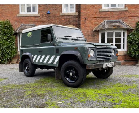 Smart 3-seater Defender 90, with less than 55,000 miles in the hands of just one family.Supplied by Sturgess Land Rover Leice