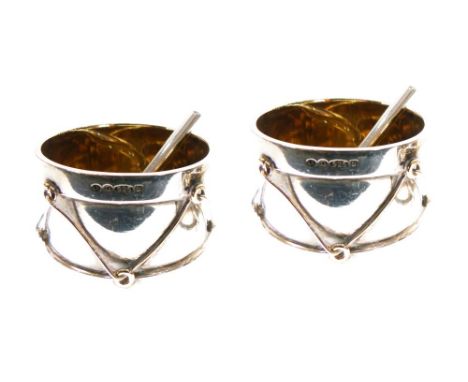 Links of London - Pair of silver salts, each in the form of a drum, with spoons, 2.3toz approx  