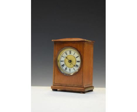 Early 20th Century Hamburg American Clock Co fruitwood-cased mantel clock with crossed arrows motif to dial and spring-driven