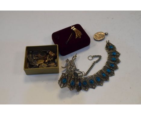Assorted jewellery to include; gilt metal and carnelian fob seal, compass, lockets, filigree necklace etc  
