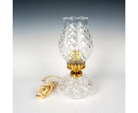 Elegant cut crystal lamp with diamond hatch and scalloped rim. Discontinued piece. Waterford acid mark to base of shade. Dime
