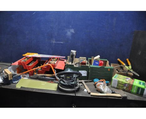 A TOOLBOX AND THREE TRAYS CONTAINING TOOLS including a Britool No6 socket set, a bottle jack, a Paramo engineers vice, grips,