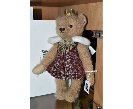 A BOXED LIMITED EDITION STEIFF ANTONIA TEDDY BEAR, with cafe au lait mohair and cotton 'fur', gold coloured ear button and wh