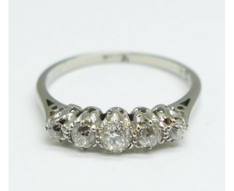 A white metal set, five stone diamond ring, 2.1g, O 