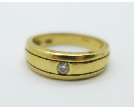 An 18ct gold and diamond ring, 5g, M 