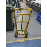 Barrell trolley