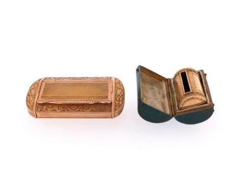 An early 19th century gold snuff box, rectangular form with rounded terminals and engine-turned decoration within foliate bor
