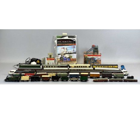 HORNBY OO TRAIN SET - Intercity locomotive with various carriages, wagons and rolling stock, Thomas the Tank Engine locomotiv