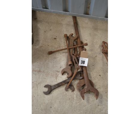Various hand tools.