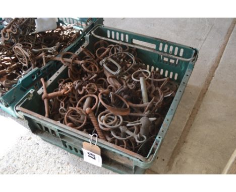 Quantity of mixed heavy and light horse bits.