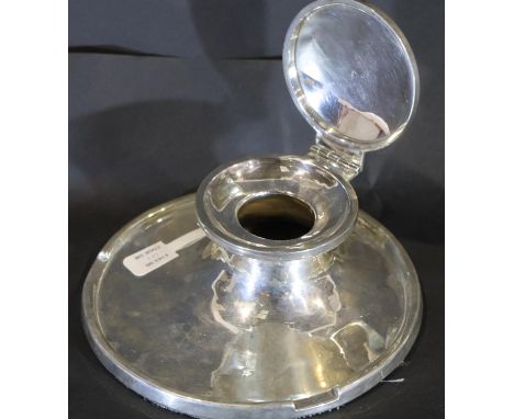 George VI (weighted) hallmarked silver Capstan inkwell, D: 13 cm. P&amp;P Group 1 (£14+VAT for the first lot and £1+VAT for s