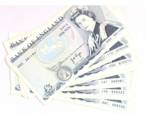 Seven Wellington £5 notes. P&amp;P Group 1 (£14+VAT for the first lot and £1+VAT for subsequent lots) 