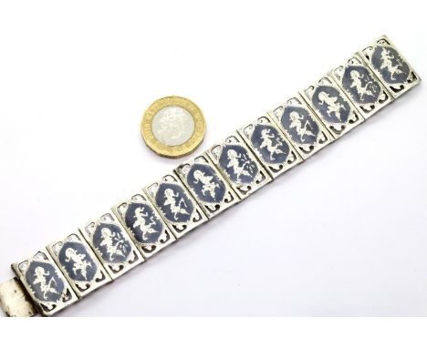 Siam niello sterling silver panel bracelet, 31g. P&amp;P Group 1 (£14+VAT for the first lot and £1+VAT for subsequent lots) 