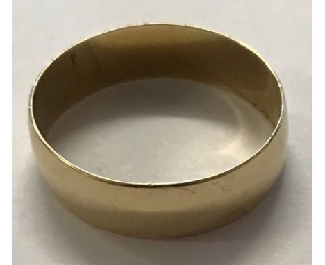 9ct gold wedding band size T, 2.4g, P&amp;P Group 1 (£14+VAT for the first lot and £1+VAT for subsequent lots) 