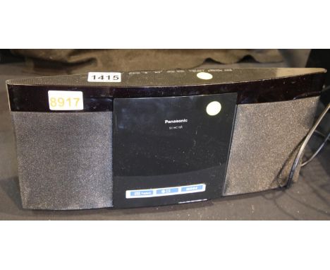 Panasonic SC-HC195 music station. P&P Group 3 (£25+VAT for the first lot and £5+VAT for subsequent lots)Condition Report: All