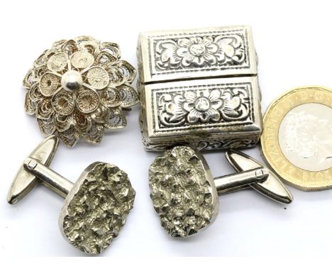 Pair of silver cufflinks, card holder and a brooch. P&amp;P Group 1 (£14+VAT for the first lot and £1+VAT for subsequent lots