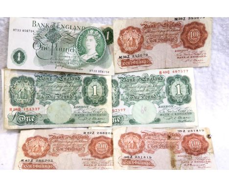 Sixteen mixed British banknotes £1 and 10 shilling. P&amp;P Group 1 (£14+VAT for the first lot and £1+VAT for subsequent lots