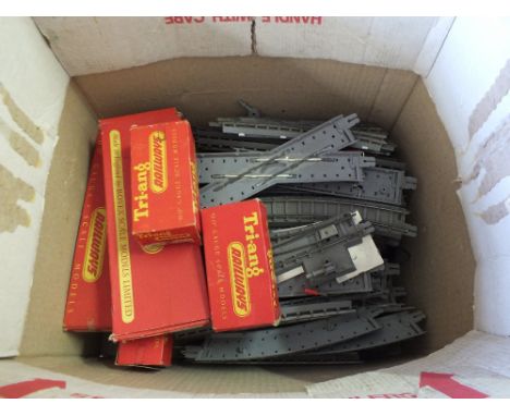 Boxed Triang R119 mail coach set, R76 engine shed, rolling stock and various track