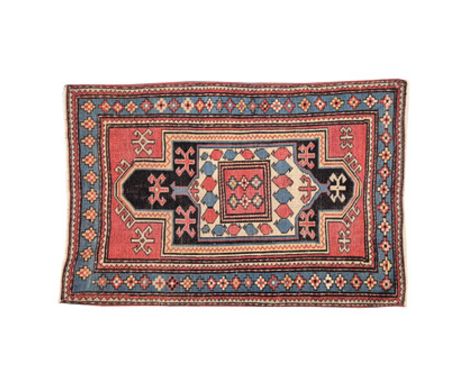 ANTIQUE KAZAK RUG. 140cm x 95cm.