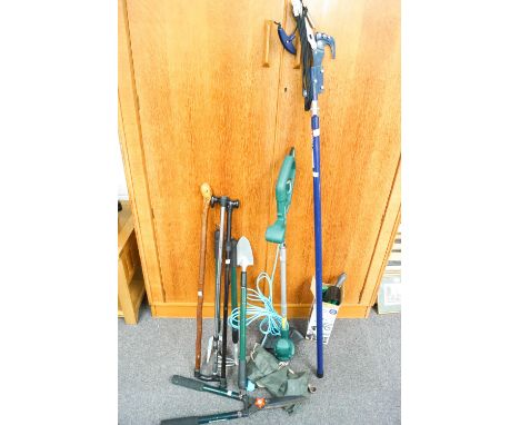 A quantity of tools