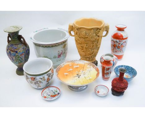A Chinese porcelain planter and other items