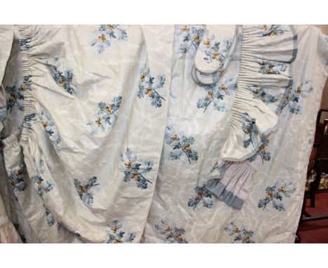 Two pairs of Colefax & Fowler Hazel Chintz pattern curtains, of recent manufacture, on pair with 200cm drop, one pair with 75