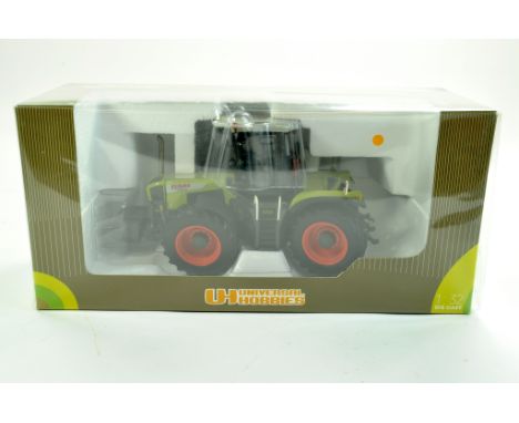 Universal Hobbies 1/32 Farm Issue comprising Claas Xerion 3300 Tractor. Excellent, complete and looks to be never removed fro