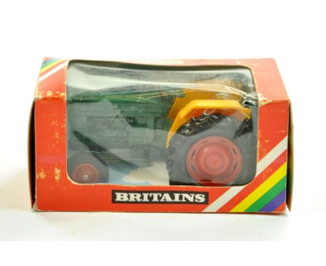Britains 1/32 farm issue comprising No. 9420 Green 'Ford Type' Unbranded Tractor. Excellent in good original box. Enhanced Co