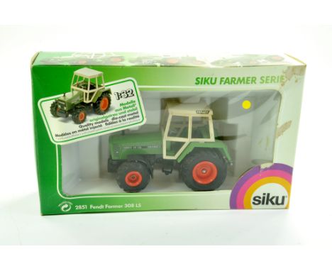 Siku 1/32 Farm Issue comprising Fendt Farmer 308 LS Tractor. Excellent, complete with grubby box. Enhanced Condition Reports: