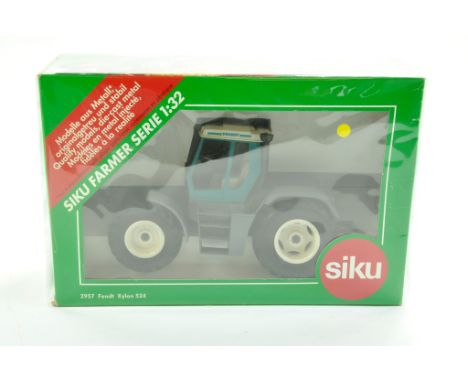 Siku 1/32 Farm Issue comprising Fendt Xylon 524 Tractor. Excellent, complete and looks to be never removed from box, with pro