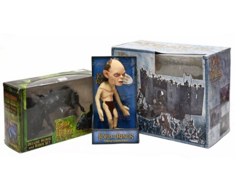 A Lord of the Rings army's and middle earth battle at Helm's deep, Ring Wraith and horse and talking gollum