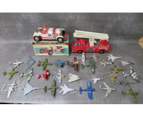 BOXED VINTAGE TIN PLATE BATTERY OPERATED EXCALIBER SSK SPEEDSTER, unboxed tin plate battery operated fire engine - ladder is 