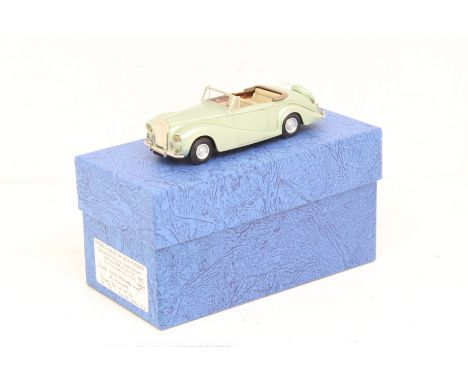 Max Kernick: A boxed Max's Models 1:43 vehicle, Rolls-Royce Silver Cloud Drophead Coupe by Mulliner, Limited Edition 73 of 80