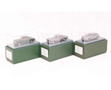 Neo Scale Models: A collection of three boxed Neo Scale Models 1:43 vehicles, to include: Bentley Corniche NEO44145, Bentley 