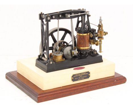 Easton &amp; Anderson: An Easton &amp; Anderson Grasshopper Beam Engine, Built by D. Parker, Derby 1993, to the 1892 design. 