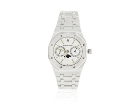 Audemars Piguet. A stainless steel automatic calendar bracelet watch with moon phaseModel: Royal OakDate: Circa 2005Movement: