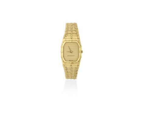 Audemars Piguet. A lady's 18K gold quartz rectangular bracelet watchReference: BA6109/661Date: Sold 27th May 1988Movement: 7-