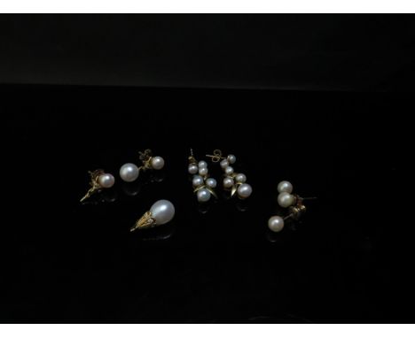 Pearl earrings including Mikimoto pearl and diamond drop earrings, large drop pearl missing 