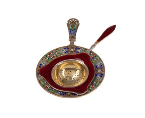 CONTINENTAL SILVER GILT AND CLOISONNE ENAMEL TEA STRAINER, stamped '925' with further indistinct mark, length 12.3 cm, and an